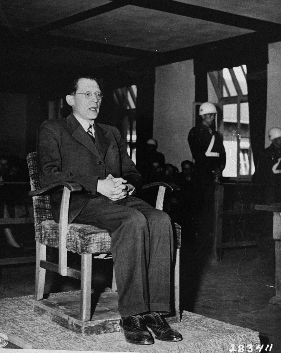 Eugen_Kogon_1947 Demokratiegeschichten