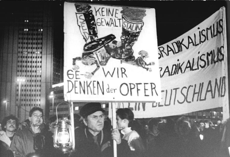 Eine Initiative mit klarer Forderung: Die Gründung von "Demokratie ...